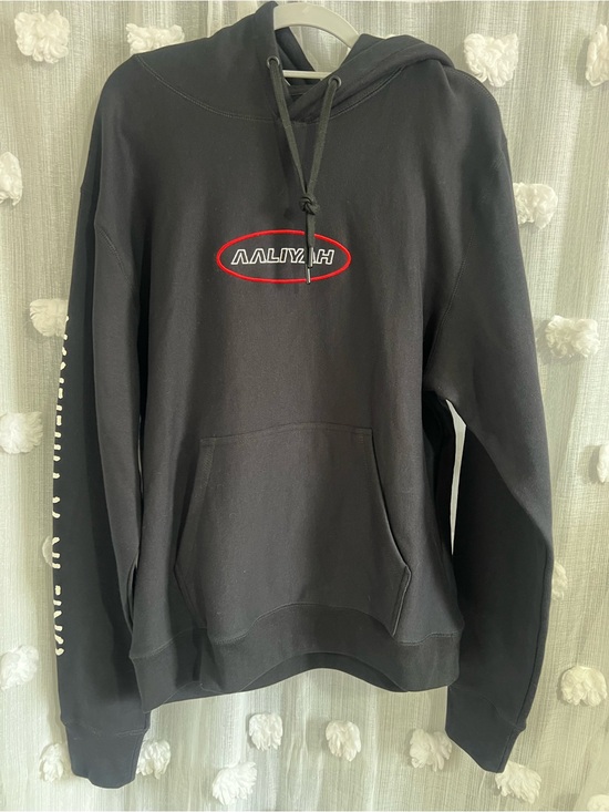 Aaliyah Other - Aaliyah shoe palace Graphic Pullover Hoodie - One in a Million